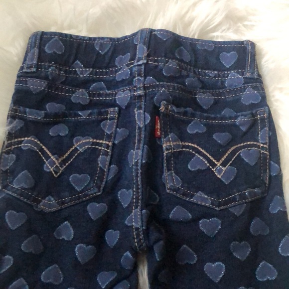 Levi’s pull on Jean leggings with hearts - Picture 4 of 4